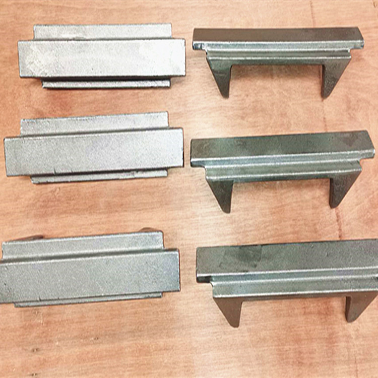 往復(fù)爐排片